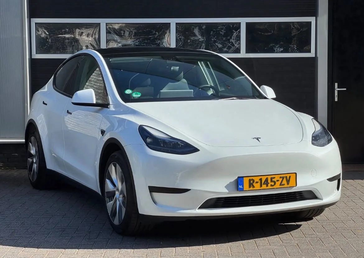 Tesla Model Y RWD