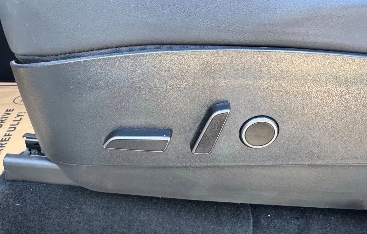 Tesla Model Y RWD — foto 11